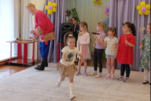 Народные традиции в детском саду Народные традиции в детском саду.