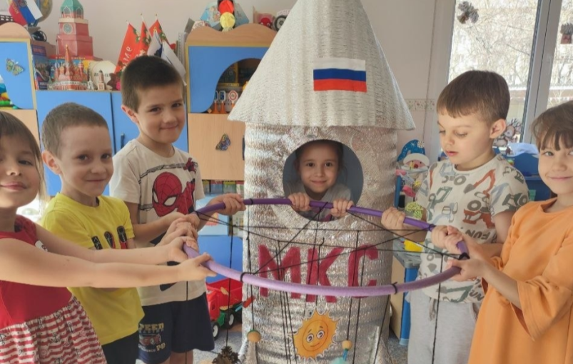 Космическая неделя Космическая неделя.